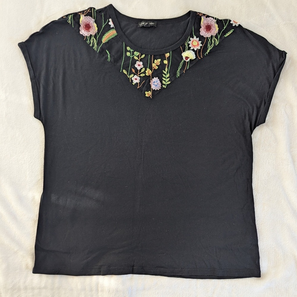 Lane Bryant Black Embroidered Floral Mesh V Neck T Shirt Top Women's Size 14/16